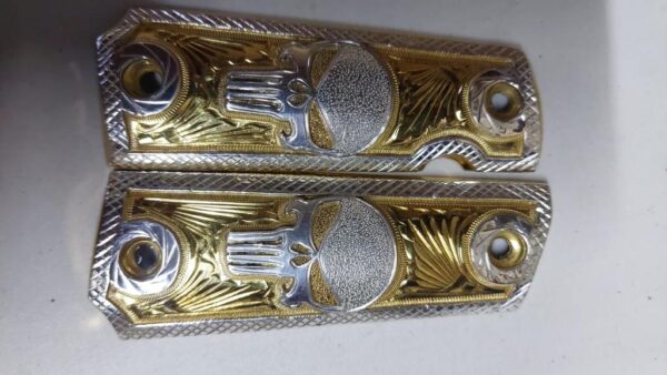 Silver Skull Handle with Gold