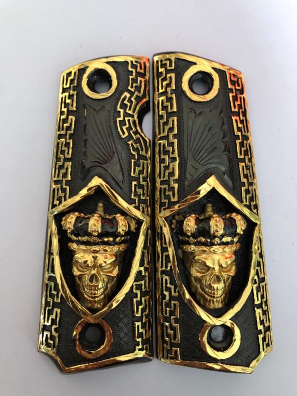 Gold plated govermment 1911 gun grips Mexican Narco style Cachas Golden Skull King Black