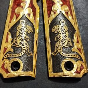 Gold plated gun grip - Colt - Tigre Fondo Negro y rojo