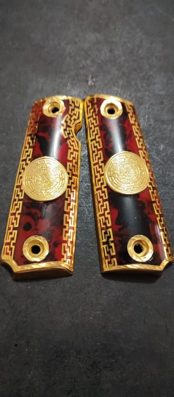 Gold plated gun grip - Colt - Rojo Sangre