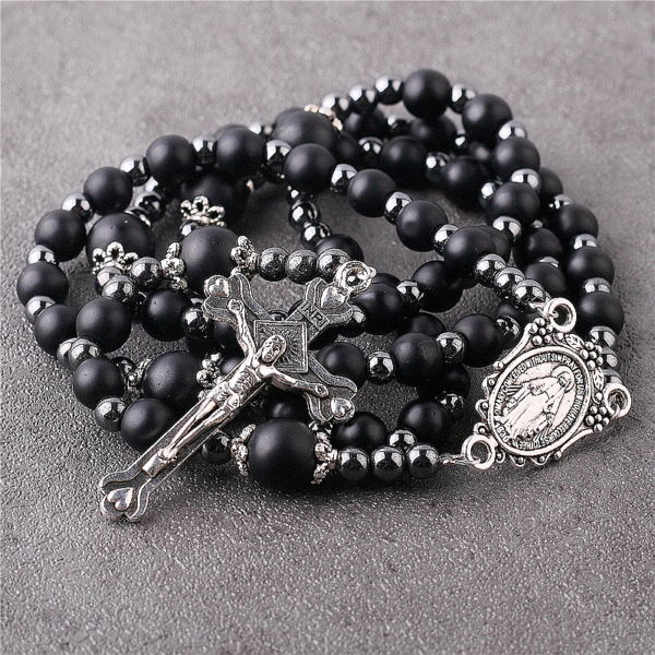 2022 New Design Religious Virgin Mary Catholic Necklace 6Mm Black Glass Matte Beads Rosary on Wire for Gift