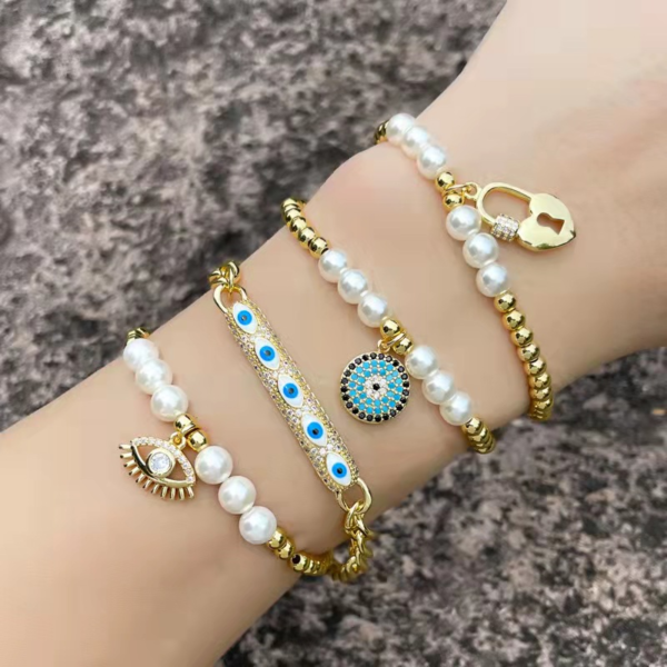 Wholesale Hot Selling Turkey Eye Personalized Evil Eye Love Heart Lock Bracelet for Women